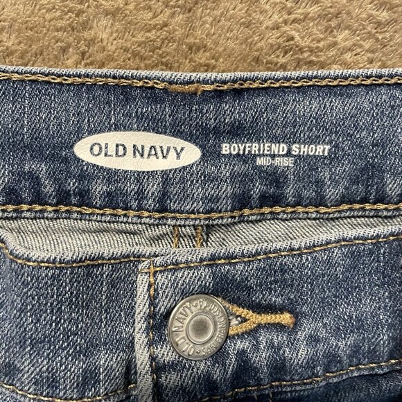 Old Navy Shorts Womens 10 Boyfriend Mid Rise Distressed Medium Wash Denim Jean - Picture 2 of 6